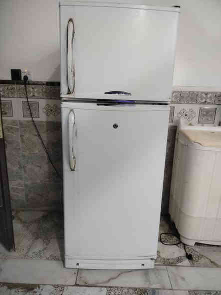 للبيع اغراض بيت نضيفات جدا ومستعجل ع بيعتهن مكان بغداد حي الجهاد للاستفسار***********
