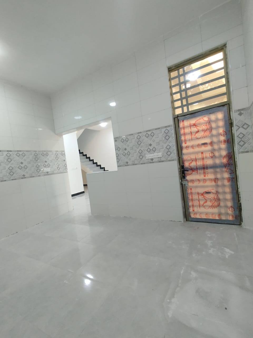 تحية حب وأحترام لكل ألمشاهدين 🌹 🏭
موقع راقي كلش مرتب

مساحات كل بيت 200متر
طبعن البيوت شقل رفت ورباطات وشقل درجه أولى👍
بيوت مرتبه ونضام راقي

شارع 8 متر
جميع لخدمات متوفره 
محتويات كل بيت ⬇️
كراج + دوانيه + صاله +
مطبخ + غرف نوم 2 +
مناور + صحيات خارجي داخلي

أخذ بيت حلامك قبل لاينباع 💦
نوع العقار : طابو زراعي بأسم عراقي  💯

العنوان : البصره الجزيره باب الهوى 

كل هاذ جمال وترتيب
بسعر : 100 💲مليون وبي مجال للشراي 🔷
*********** البصرة, العراق
