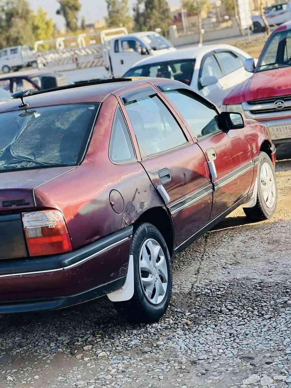 اوبل فكترا حجم 18 
كير اوتماتيك 
تحويل وكاله شرط 
محرك زين 
موديل 1992 
السعر 47 $ 

***********
