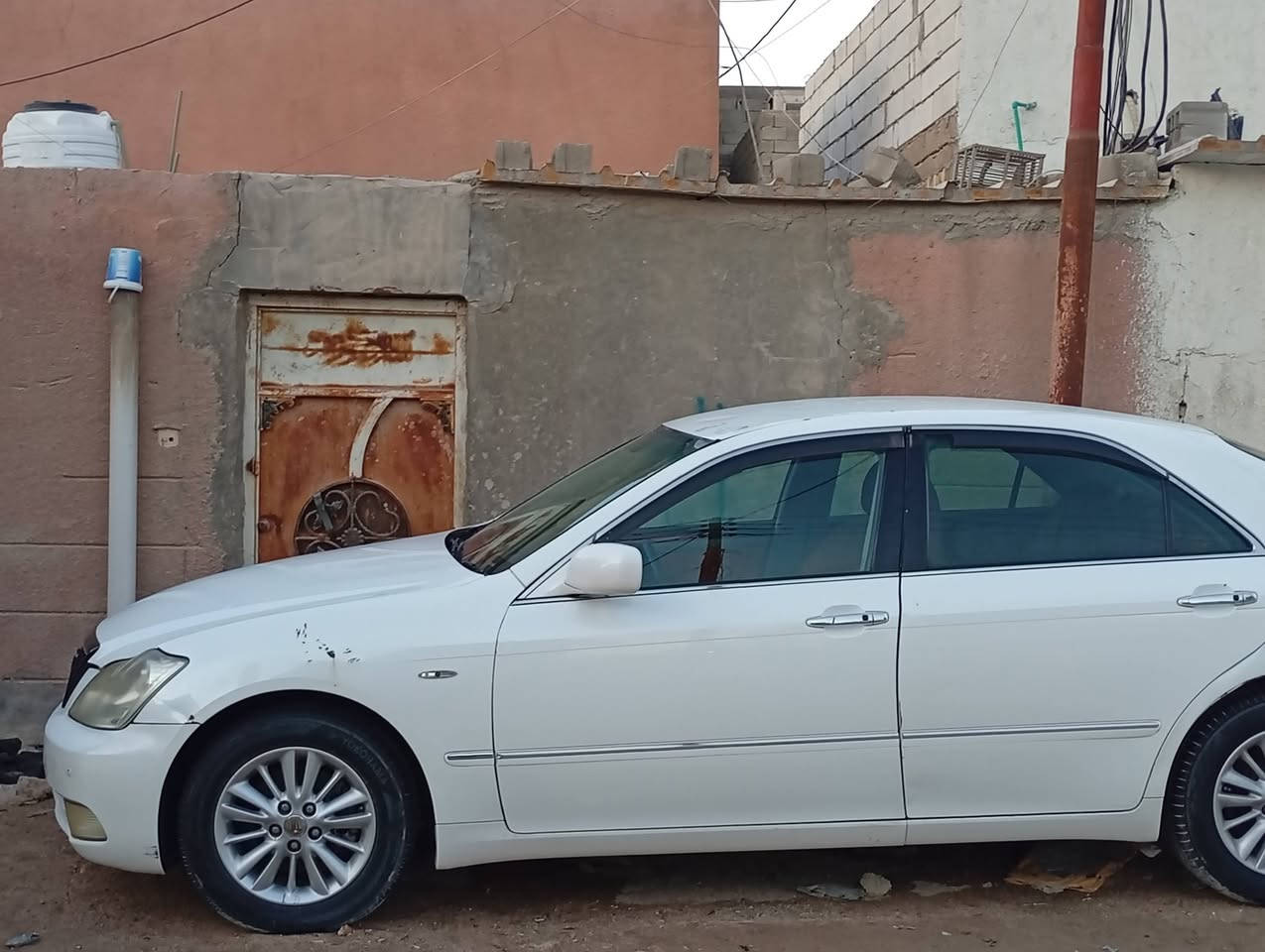 سلام عليكم للبيع شاهينه (أدوات كصه قماره)
بيه ارقام سليمانيه فقط 
 سياره دخول جديد 
سياره جاهز من كلشي حداديه جديده تخم تاير 
تبريد ثلج داخل عسلي المرغوب 
عنواني البصره زبير رقم الهاتف ***********
