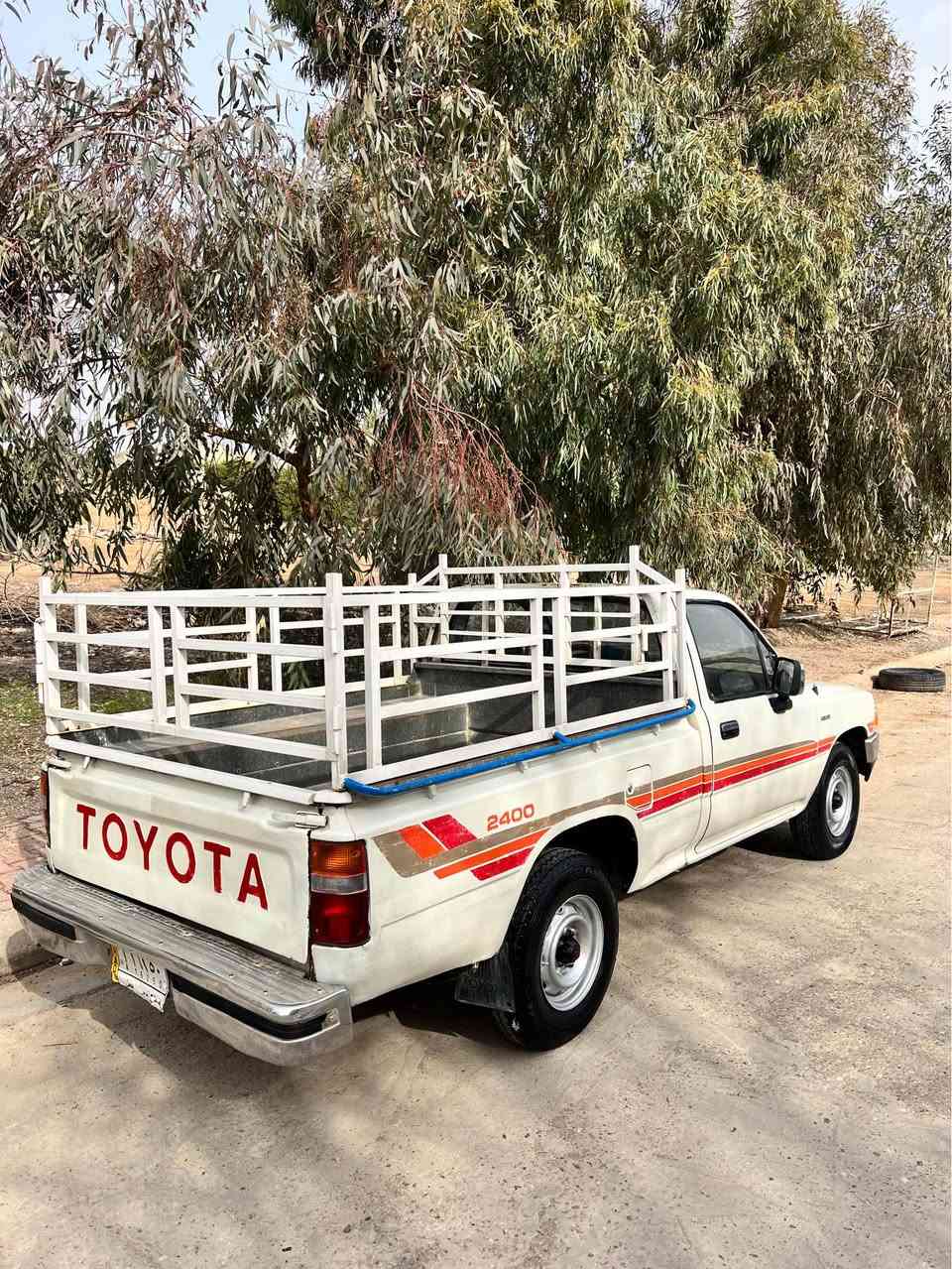 تیوتا ٨٩ مشروع وطني سنوية جديد بسمي 
شرط تحويل او وكاله 
كيرو محرك بشرط اماراتي جديد 
بدون صبغ ولا ضربه مكان سياره كركوك رحيم اوا 
سعر 53 بيهه مجال***********
***********
***********
*********** كركوك, العراق
