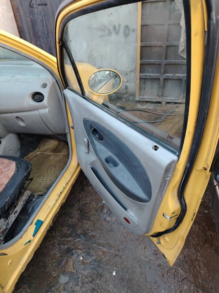 كيو كيو موديل ١٢ رقم بغداد المحرك جديد توني امجفت كير جديد صدر حدادية جديدة باتري جديد تخم تاير جديد السعر ٢٢ ورقة هاتف *********** بغداد *********** العنوان بغداد التاجيات قرب جسر المثنى السيارة مطلوبة ٤ أوراق تنزل من سعر السياره بغداد, العراق
