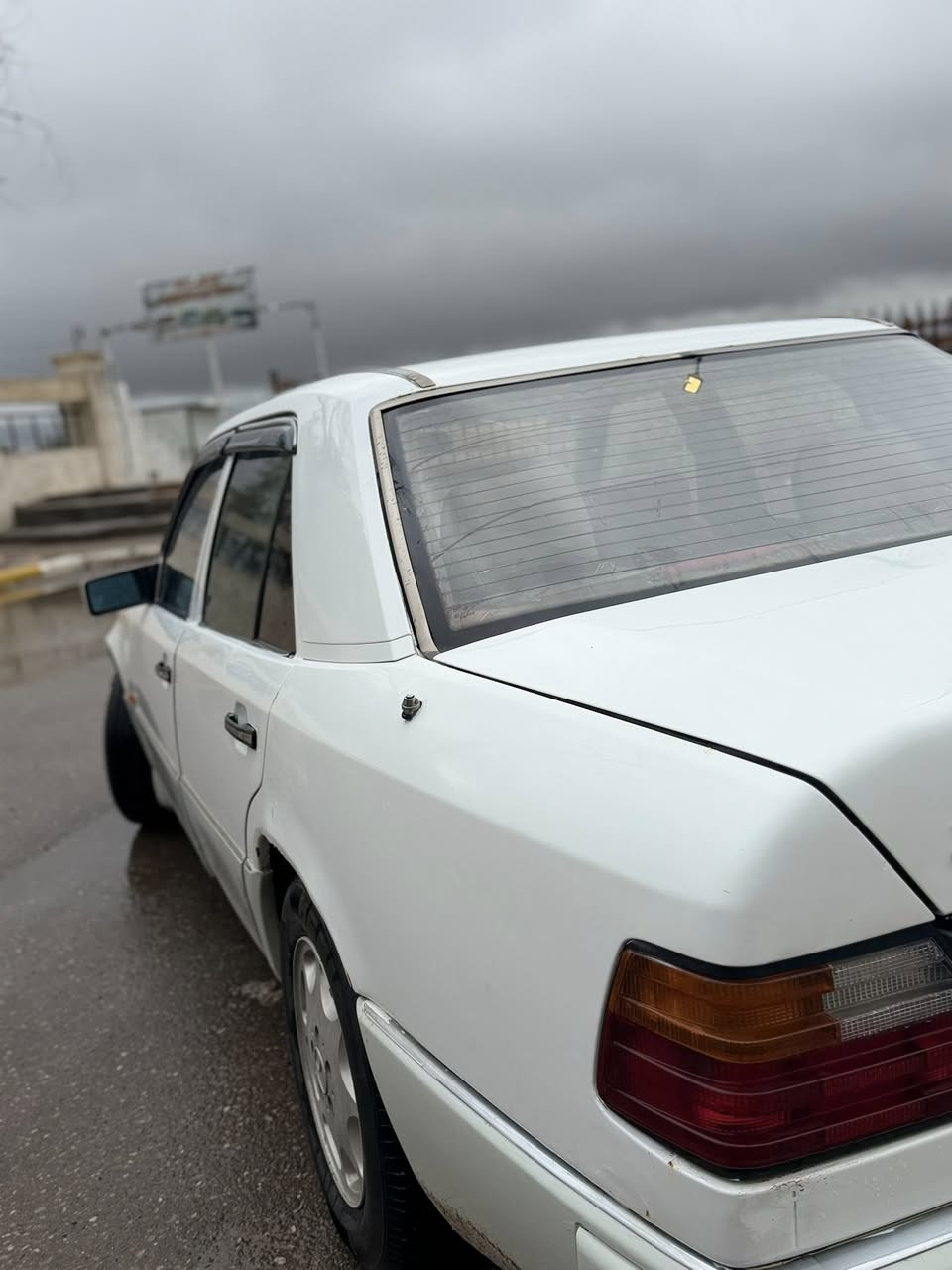 دب موديل 90 سياره جاهزة مكينه بطه 2500 تبريد ثلج سنويه لل 29 مصبوغه عام مكان السياره قضاء القرنه السعر 52 وبيه مجال قليل التواصل !! ‭0789 032 5801‬
