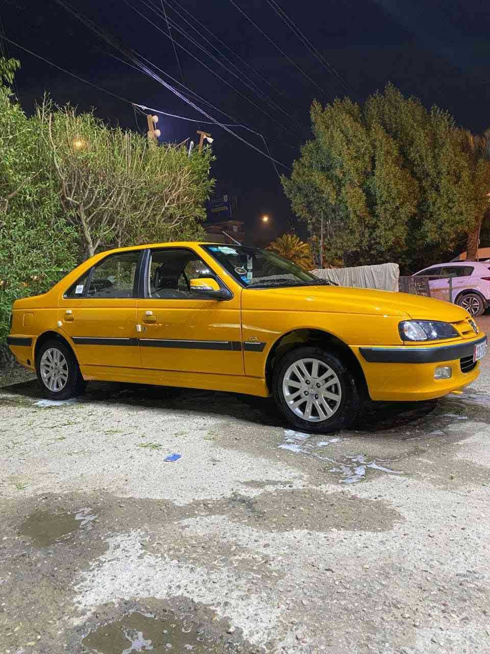 السلام عليكم بيجو بارس موديل 25  بسمي حره تحويل ثاني يوم كفاله عامه من كلشي منضومه غاز دوشمه عام ماشيه 30 ألف السعر 88 وبيه مجال كلش بسيط العنوان واسط الكوت مركز المدينه مامتواجد عل نت الرقم ***********
