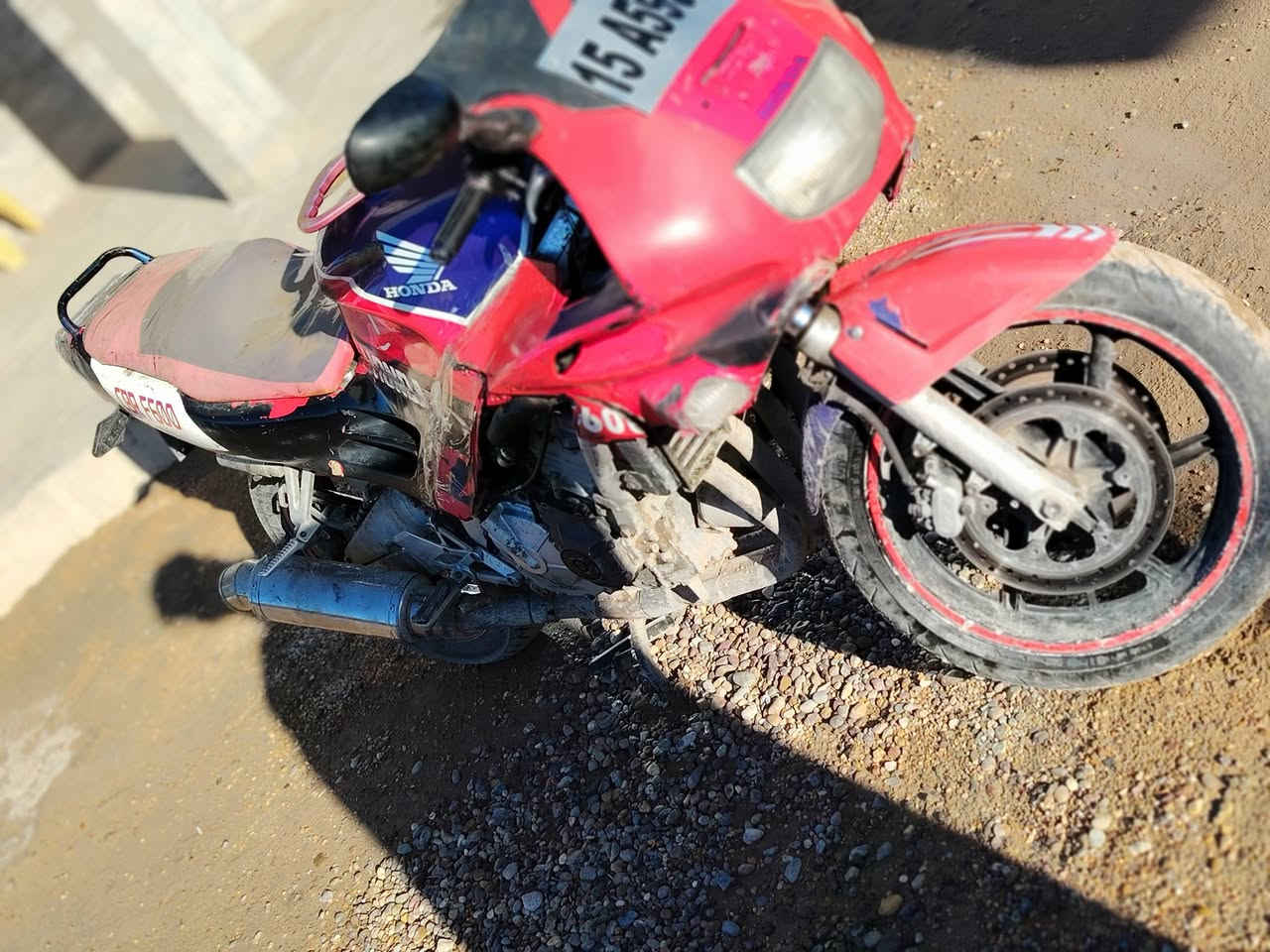 مرقم للبيع هونده سي بي ار اف تو مكينه فاره يطق رقم انبار
***********السعر 12 وبي مجال بسيط  الشراي يراسل واتساب.
