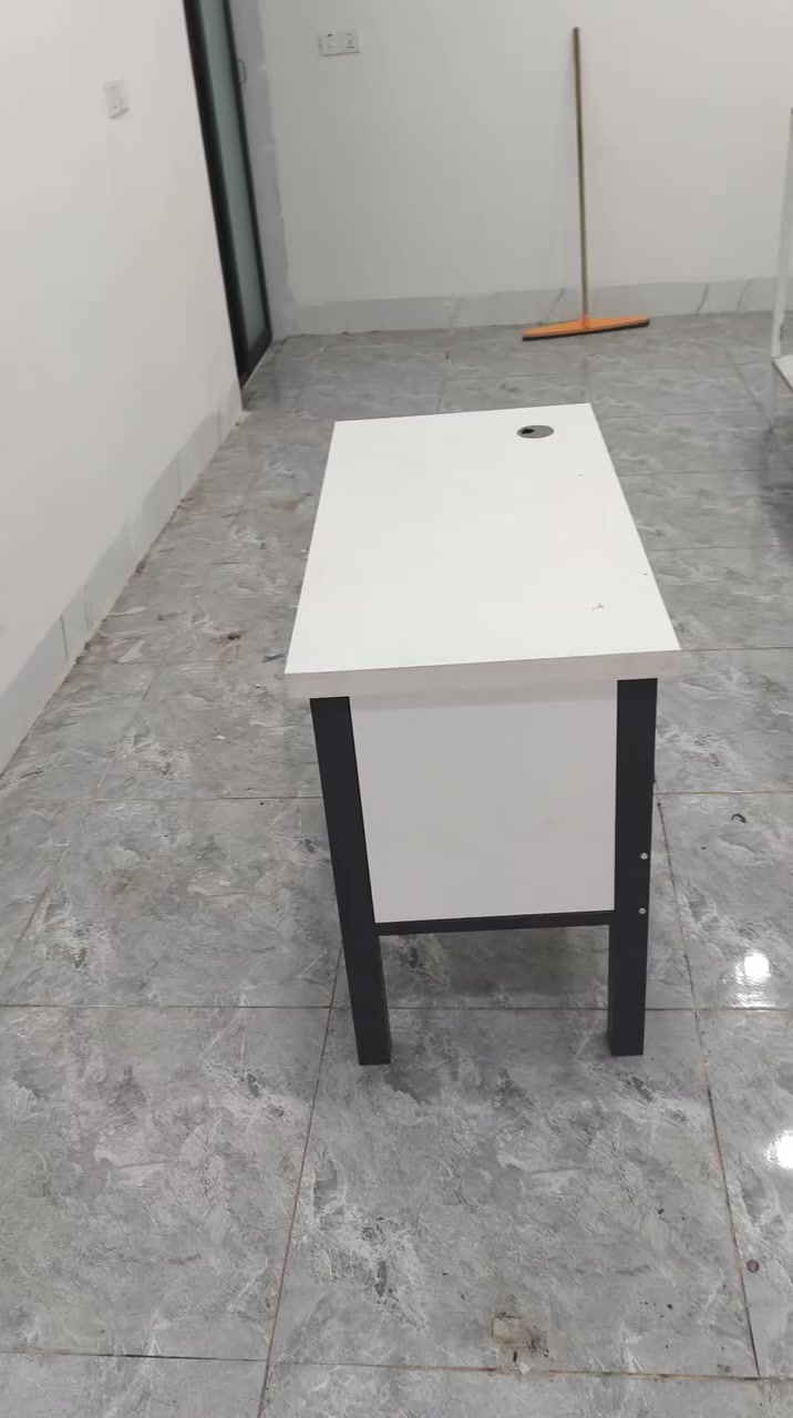 میزی بچوک ٥٠هەزار
میزی گەورە١٦٠هەزار
*********** واتسب اب
