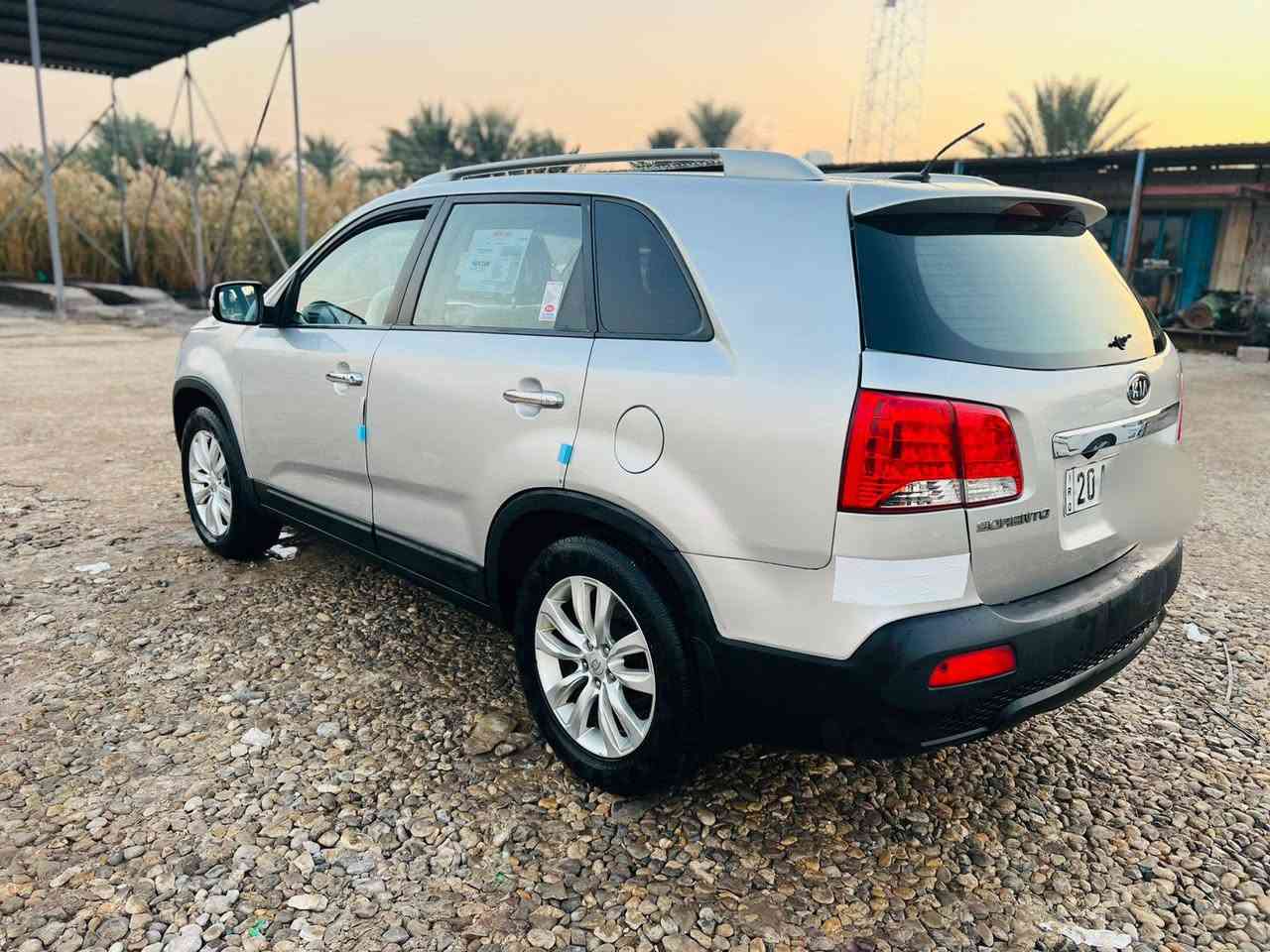 سورنتو 2013 كاز اصل 4سلندر سوبر
#فول_مواصفات_عده_الفتحه
#ادوات_ادوات_كصه_جنطه
رقم ديالى انكليزي  وسنويه ع رقم الشاصي
دك حاسبه وين ميعجبك شرط
كير محرك حداديه بالكارتون. 
كشنات جلد كهربائي. حساسات خلفي 
ايكو قافل السرعة 
شفط مرئي اشاير مرئي تحكم ستيرن 
#تبريد_كهربائيات_كلهن_شغالات
سياره جاهزه وبيه حصة كاز 
تخم تاير جديد
#بصمه_تشغيل_وفتح_ابواب 
3قطع تبريد
7راكب 
سياره مال جناي ماتصرف عليه ربع 
#السعر_60_وبيه_مجال_للشراي
المكان ذي قار 
للاتصال ***********
