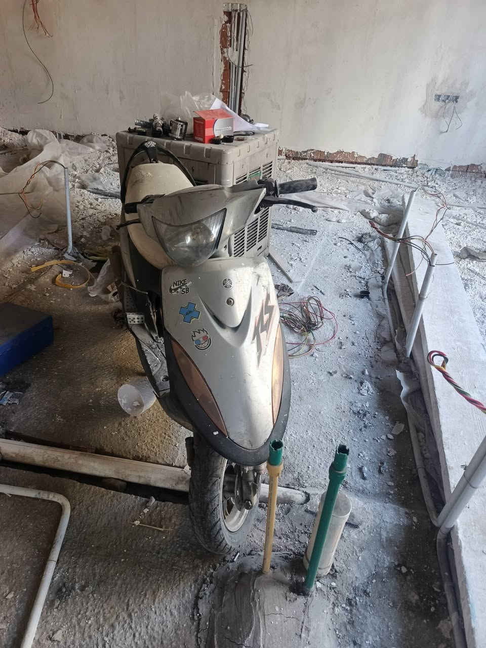 اقراء المنشور عدل يله تراسل
ابيع كوم حديد الدراجه جانت تشتغل بس من طكن براغي الصالنصه تركته يعني اشغله تسحك بس هملته صار 3ممشغله اجيت عليه اليوم اشغله شتغلت وطفت ماعرف بس الدراجه لا مطلعه دخان ابيض ولا مجفته ابد ومابيه شي جانت بس اني تركته لين صالنصه مالته كامت طلع صوت قوي ابيع كوم حديد مو تجي ليش هايه وبيه هيج ويرادله هيج سعرها 200قفل قفل قفل  🔒 متواجد واتساب ومازنجر ***********
