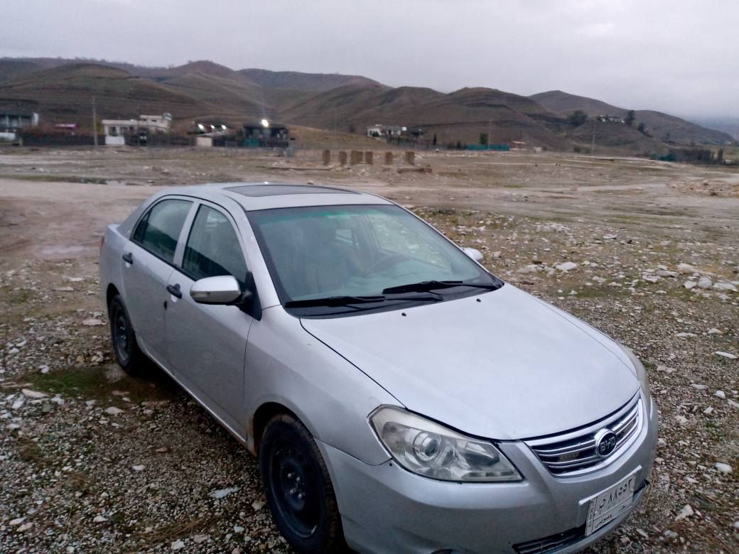 بى واي دى مؤديل 2013گيرومه كينه به شه رت سه نه وى به غدات ئه وه ليادبه شه گيرعادى جام كاره بى قفل مه ركه زى به سمه گيرومه كينه ى تازه كراوه ته سه رى سعر ى 35گه لامعامه له يه كى كه م به س ڤرؤشتن ***********كؤره ك *********** دخان, السليمانية
