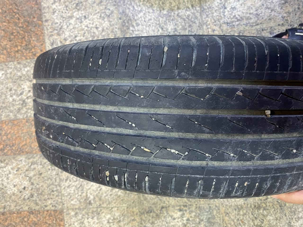 تخم ويل كب حجم ١٦ اصلي شركة بدون عواج بدون صبغ
تايرات ٢ نضيفات
وثنين نص عمر 
السعر ٢٢٥ ألف 
مكاني بغداد الكرخ
تواصل خاص


**إذا كنت صاحب هذا الإعلان وتريد حذفه لأي سبب، رجاءا أرسل رسالة إلى الدعم الفني**