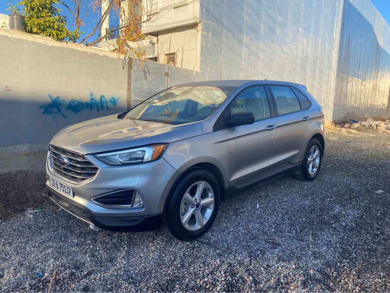 فورد ايدج ٢٠٢٠ موصفات SE
شاشه گه وره ناو زه رد رادار كوشين كاره باي به سمه 
ته نها ٢٦ هه زار رويشتوه هه موو كياني به شرت
يه ك چاملخي پيشه وه صبوخه به بي ناو به بي هيج شتيك
زور زور خاوينه 
*********** وتساب أربيل, العراق
