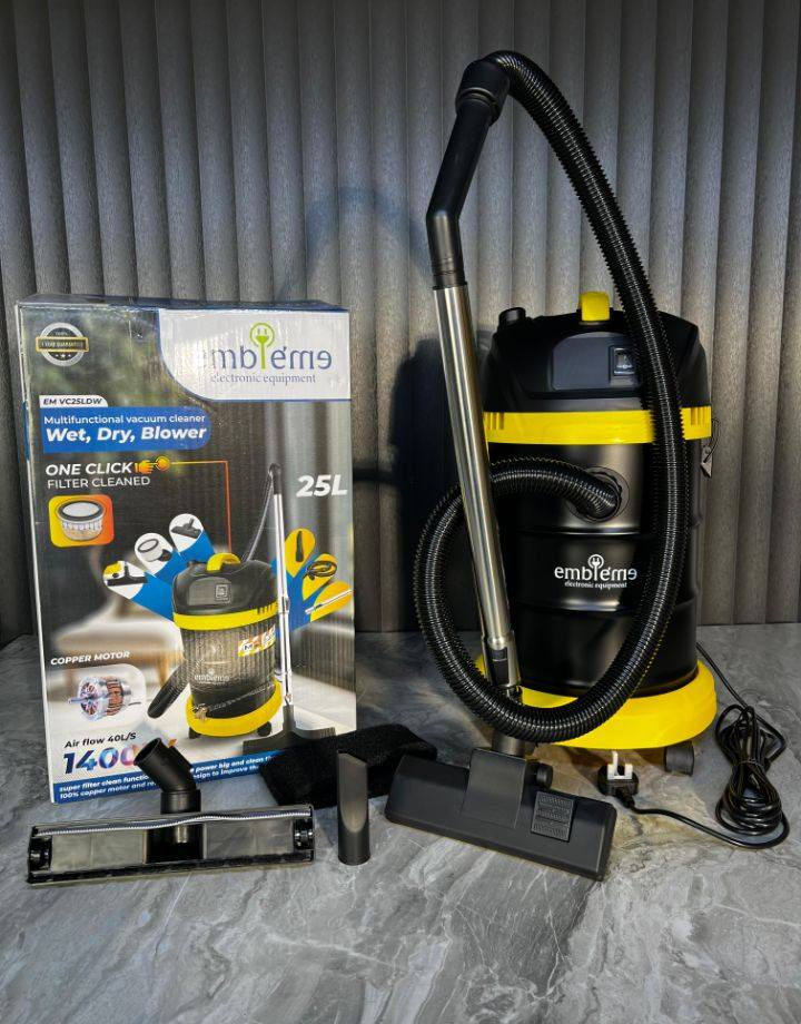 #معرض الإمارات #وكيل شركة امبليوم في بابل 
وصول وجبه جديده من المكانس الألمانية من شركة امبليوم 
ضمان سنه وبأسعار تنافسية 
للحجز والاستفسار مراسلة الصفحه او الاتصال على الرقم 
***********  متوفر واتساب
الحله .. شارع الري مقابل مطبعة الكفري
