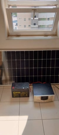 منظومة متكاملة للطاقة الشمسية..  تنطيك على الشمس بحدود واحد امبير .. و...