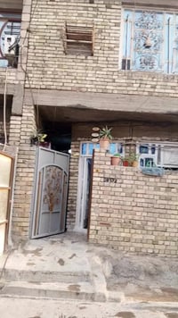 مشتمل للبيع ملك صرف طابو شارع الزيتون قرب اسواق بغداد مساحة ٦٥ واجهة ٥...