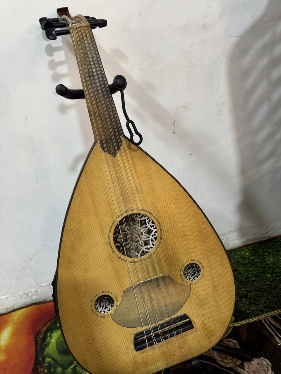 السلام عليكم ورحمة الله ..
عود كهربائي فلات للبيع 
السعر 300$$ بي مجال لكل طيب 
مكاني بغداد ويوجد توصيل لكافة المحافظات..
صناعة تركي.. 
وهذا رقمي اي استفسار ***********
