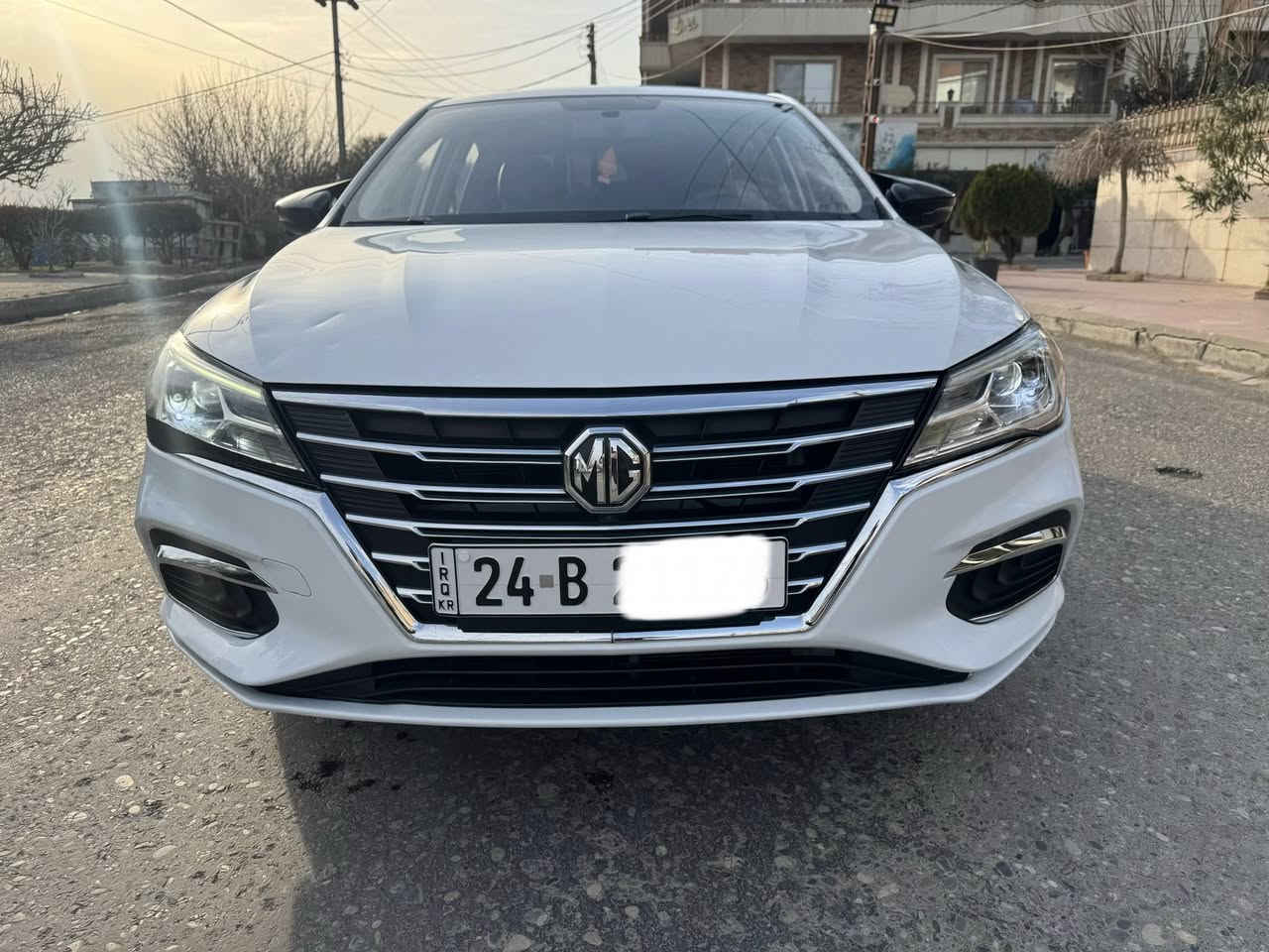 بسم الله الرحمان الرحيم
***********

MG5 2024 ليكجوري فول 

بصمه

سلايد

حساس خلفي 

٥ كاميرات

كوشنات جلد

كوشنات كهربايي

لايد زينون

ويل كروم

مكان سياره دهوك

سعر ١٠٧ مجال
