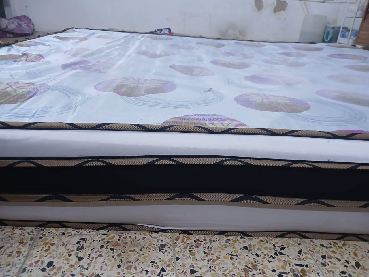 السلام عليكم اغراض وبانسب لاسعار المراسله خاص او واتساب+9647779525251
