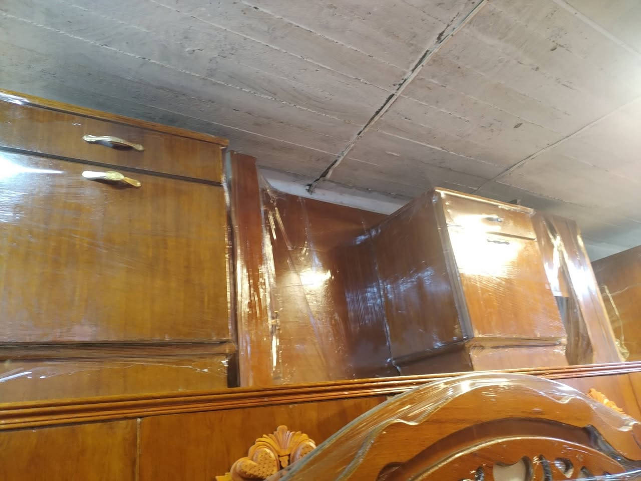 غرفه 5باب حيل حلوه شغل ثقيل السعر 485
***********
***********
