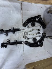 قطع غيار سيارات • توصيل موجود