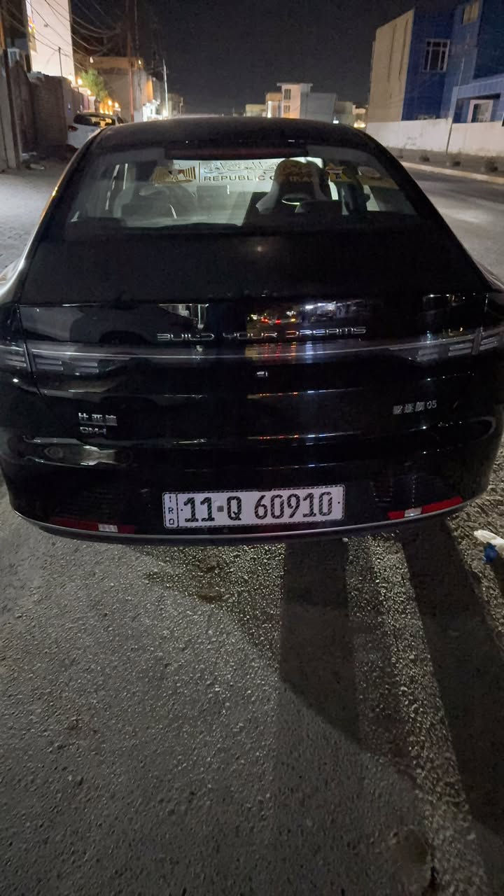 السلام عليكم بي وايدي البيع موديل 25 زيرو ماشيه 1600 وقابله الزياده السعر 19 وبيهه مجال قليل اتصال على الرقم. ***********
