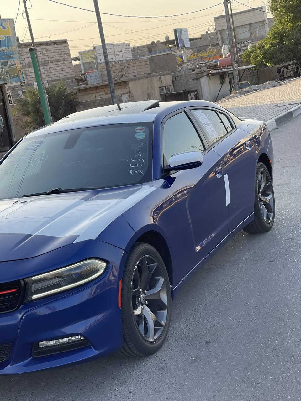 السلام عليكم 
جارجر موديل 2019
ادووووات بدون لوحات
كصه جنطه شغل حلو 
مكينه 3600 
جاهزه للاخير بيع فقط 
للاستفسار ***********
