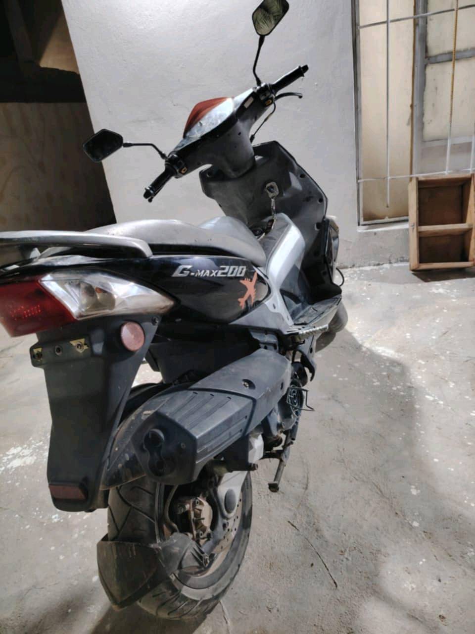 دراجة جي ماكس ياباني محرك ٢٠٠ مسجل لوحات وسنوية كامل اخذتها مليون و200
كامت وجبت لها غراض  ومحد ضبط تجفيتها ماعدنا مصلحين الها 
. مكان حديثة الانبار... 