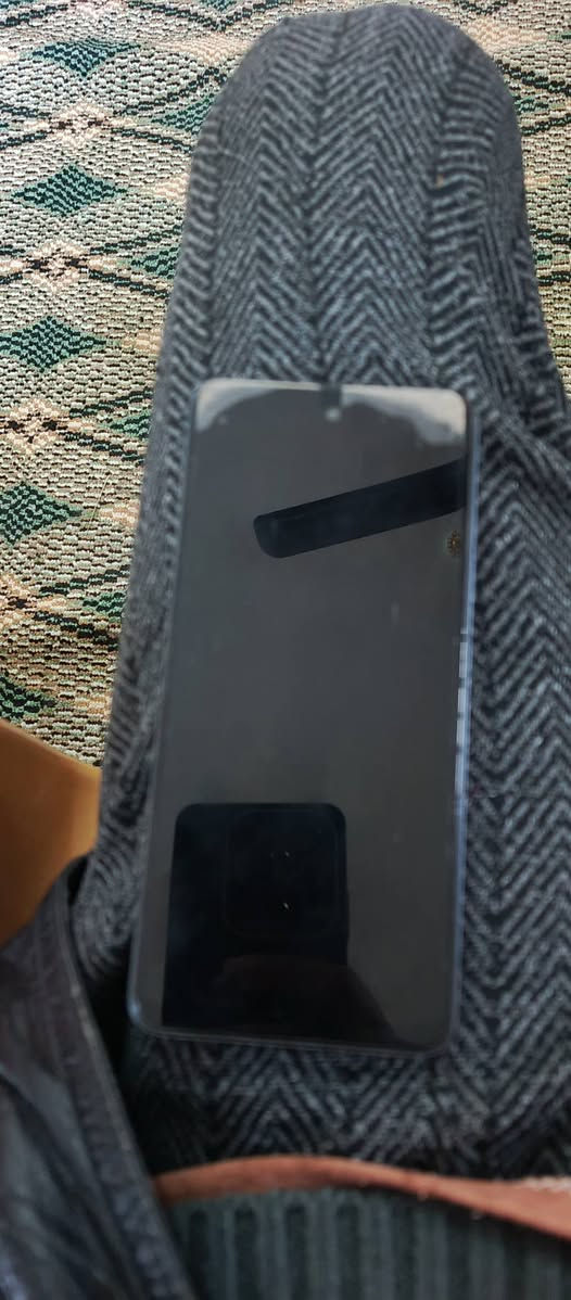 ال بيع تلفون نضيف. وحلو قيم واخذ مكاني دوانيه قضاء سومر واتساب ***********
