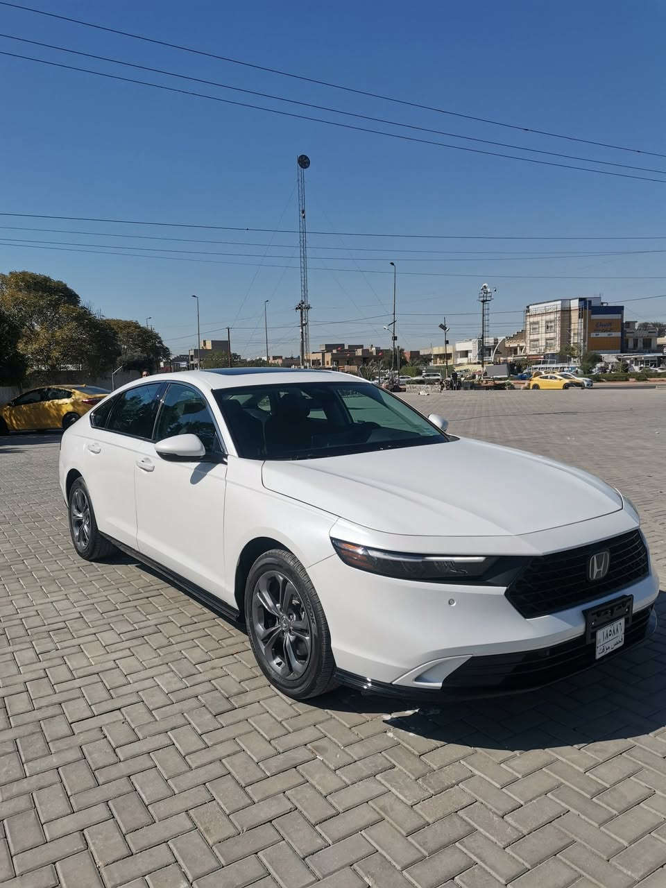 للبيع اكورد EXL2025. السعر 21000
مرقم وكامل صور الحادث بالمنشور البنيد مصبوغه نفسه والجاملع مبدل لون بس بي بارد لايت اصلي تفصيخ امريكي بدون دواخل ايبرباك بردة وستيرن. ماشية8500 ميل. ***********
