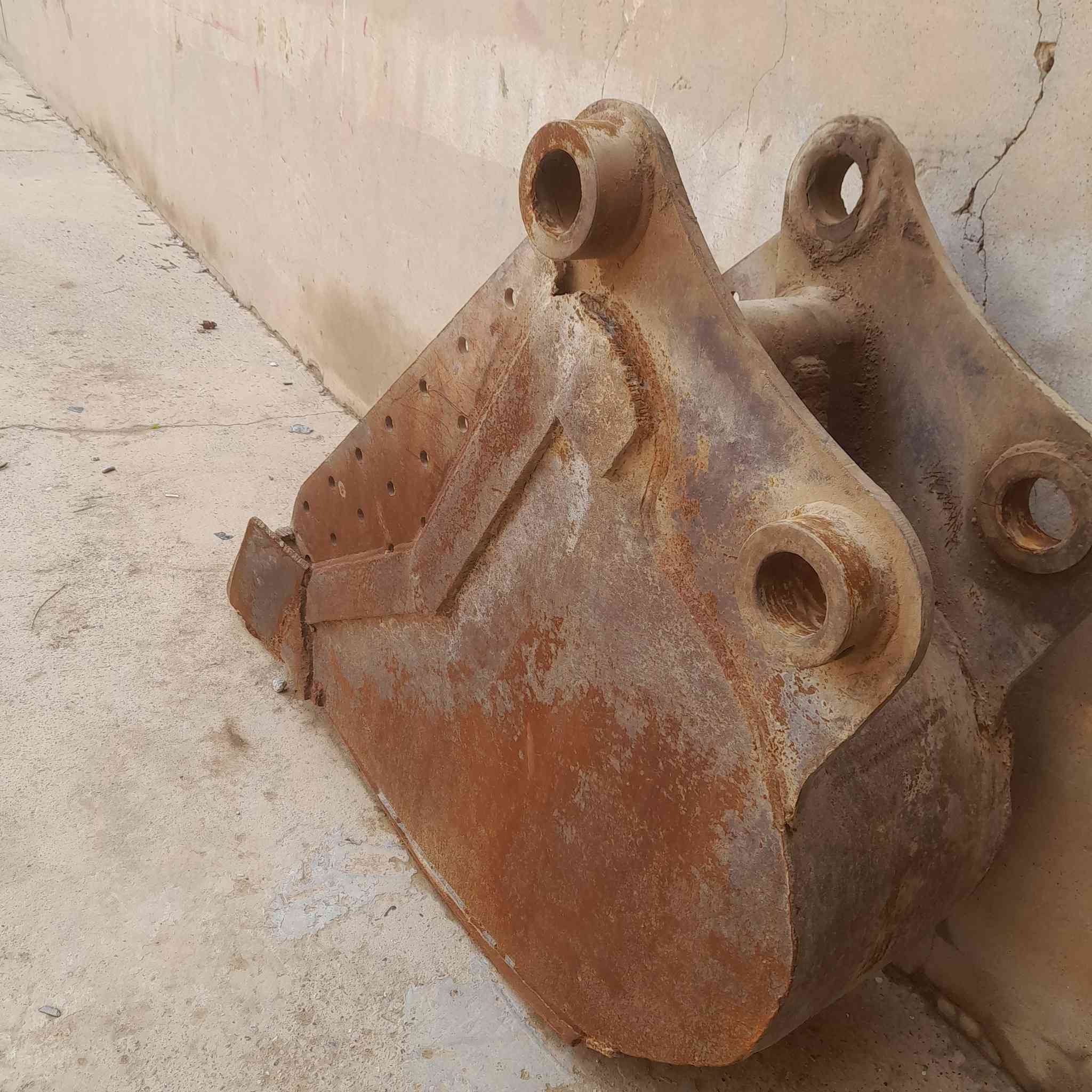 كيله عدد 2 للبيع حجم 60 سعر واحد 5اورق رقم***********
