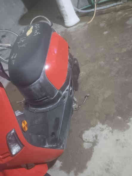 بوليس نوزل للبيع كفاله الدراجه ماعده كفراتها ماكفلهن محرك مكفول من الفتح والشرك والفيلسه والكهرباءيات شغالات موقعي فاو رقم ***********واتساب ارد للاستفسار
