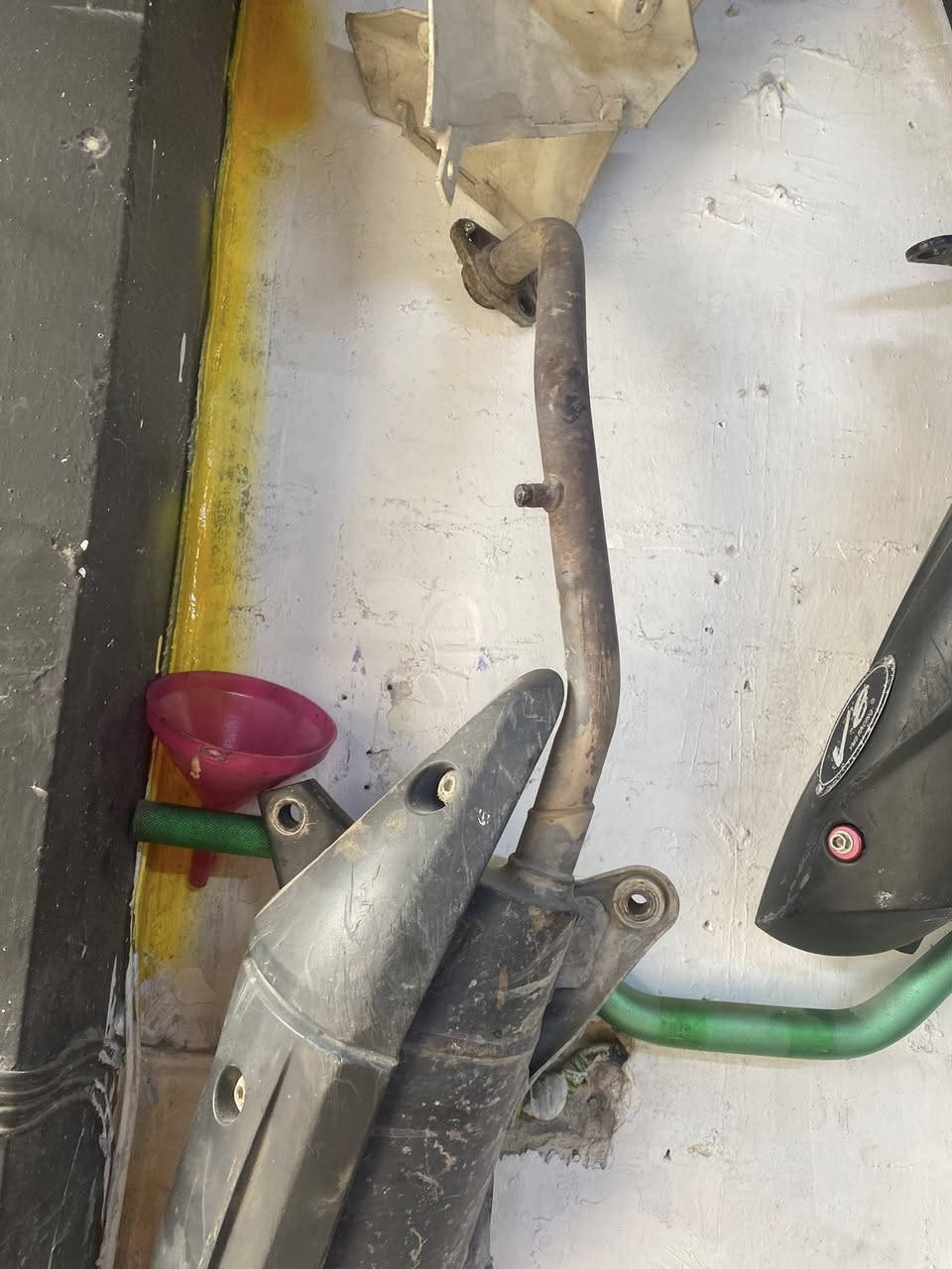 السلام عليكم تزويد سكنس وماكس
شنو تريد خاص موجود وواتساب 
*********** 
مكاني بغداد الحريه وتوصيل موجود
