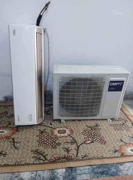 سلام عليكم عندي سبلت 1 طن نوعيه كرافت انفينتر غاز 410 كامل ملحقاته الغاز مقفول مادخل تصليح نضافه 100%100 السعر 225 وبي مجال العنوان بغداد تصال ***********
