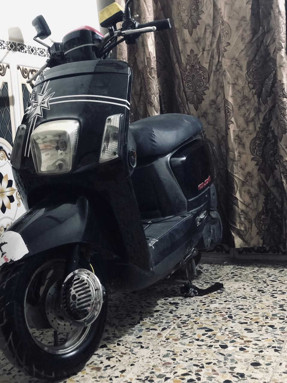 سلام عليكم دراجة بوليس نوزل دراجة كلش حلوه ونضيفه السعر 750وبيه مجال بسيط من عنده الهورن ول دمام *********** العنوان مشتل
