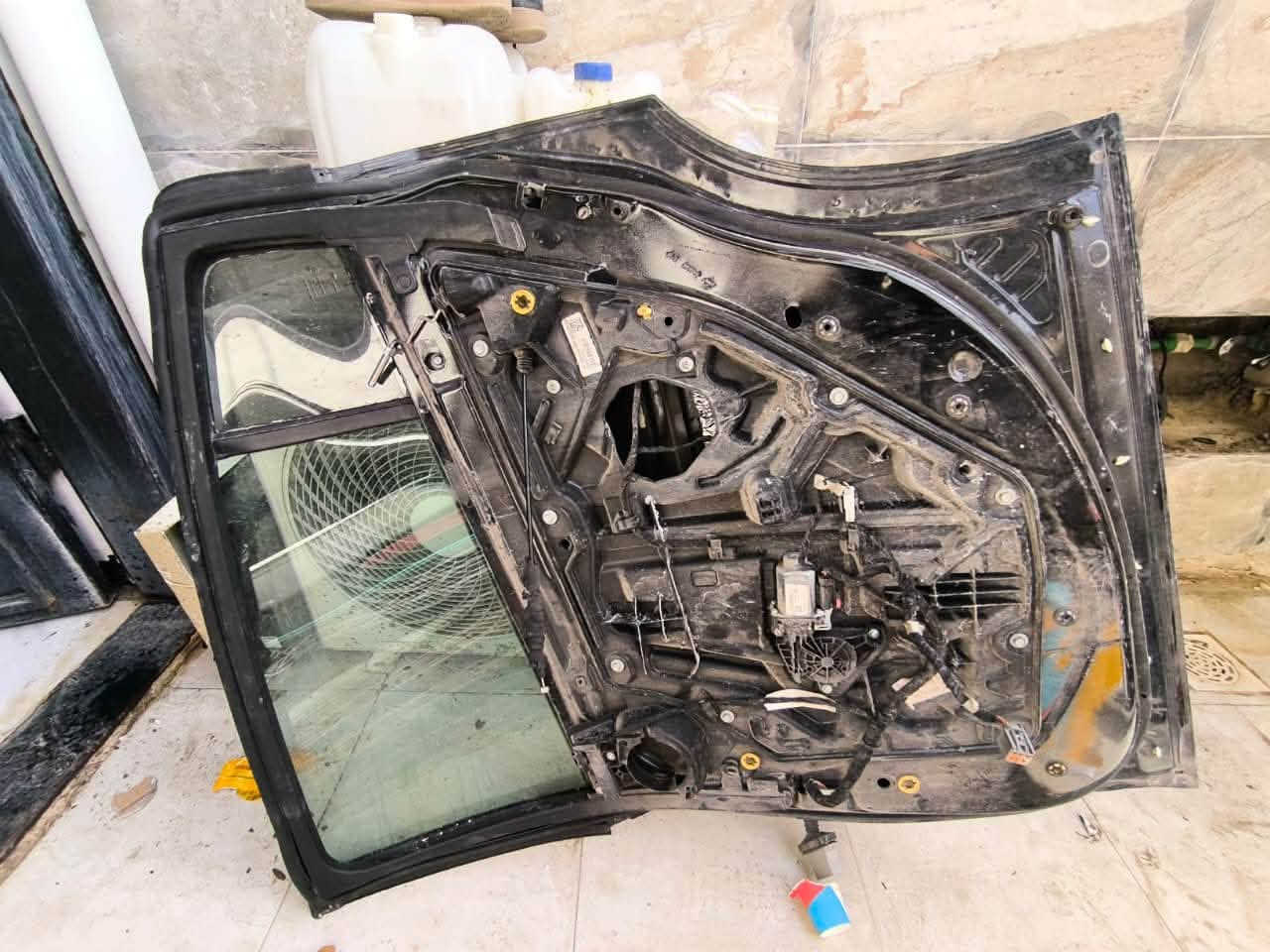 باب جارجر للبيع المديل 14كامل الملحقات نقص بس بطانه السعر قيمه واخذ لل انتصال***********
