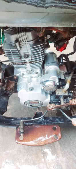 السلام عليكم ستوته للبيع موديل 15 ماكينه بيها 24  اوراق اصولي جديده ستوته مال جنيان كهربائيات كلها شغاله ستوته خير من الله مكاني نجف حي الرضويه سعر 925 وبيه مجال بسيط رقمي ***********
