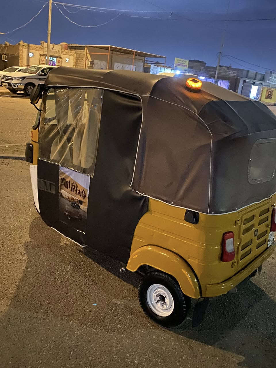 سلام عليكم تكتك باجاج ٢٠ للبيع مكينه مجفته تجفيت شركه مره وحده وحوض وره معمر تكتك نضيفه وخير من الله رقم وسنويه مكاني بصره تنومه سعر ٥و٦٠٠ وبيه مجال رقمي ***********
