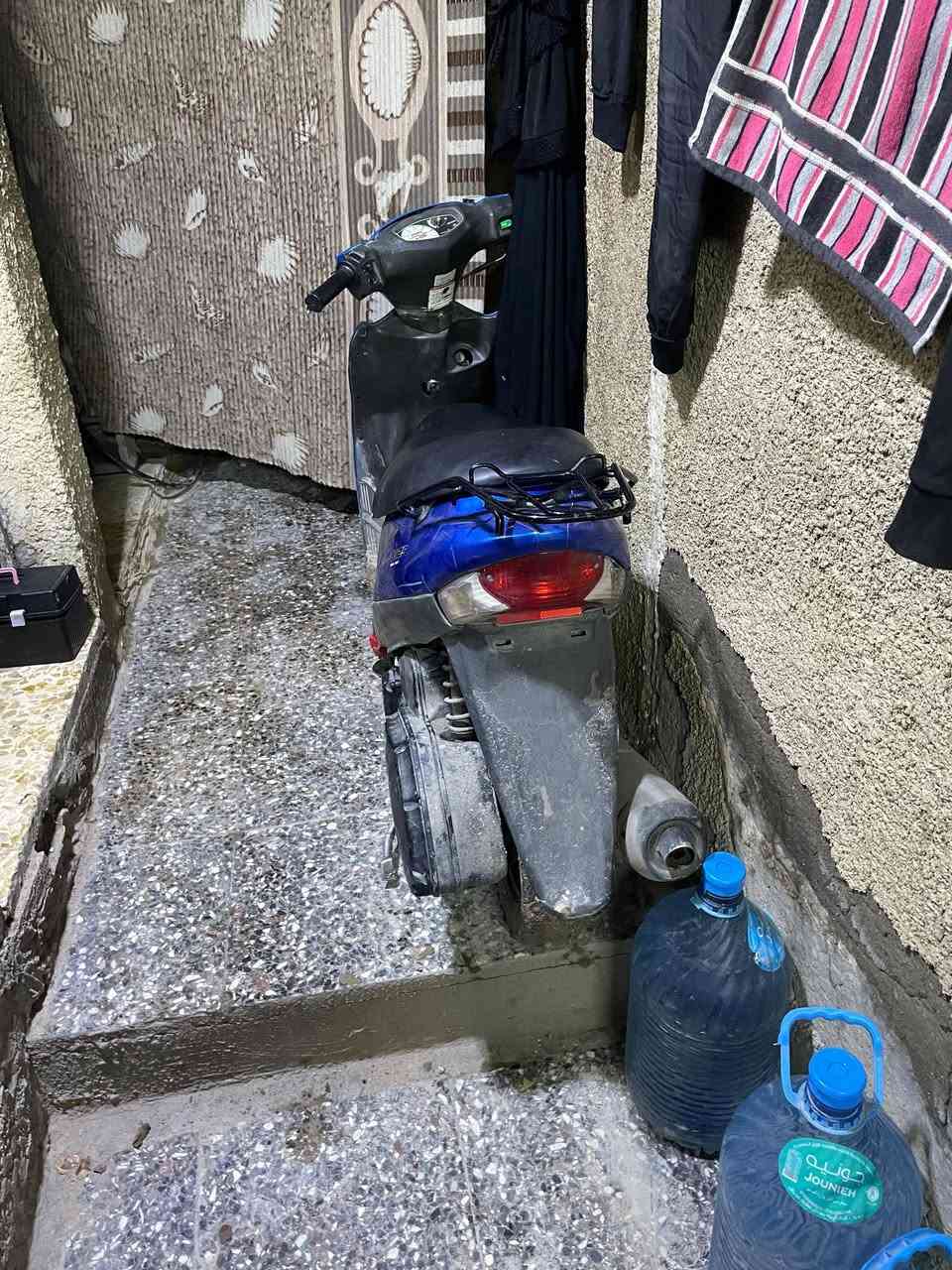 سلام عليكم دراجه ادرس120 البيع سعره 250 بيه مجال بصيط رقم ***********
