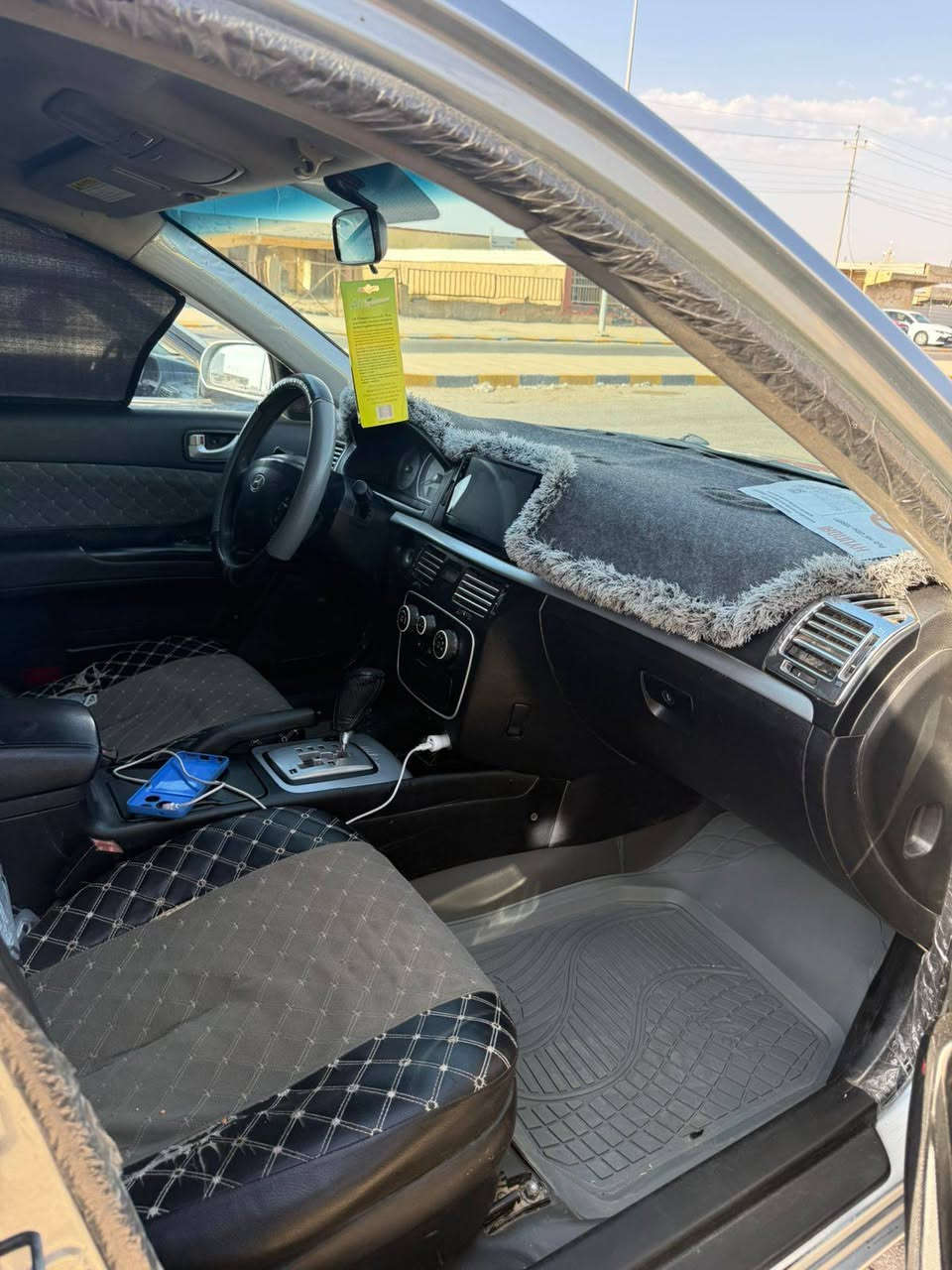 سلام وعليكم سوناته موديل 9 سياره ولا قطعه بيهه مكانات بارد فقط محرك الفين كير ومحرك شرط صدر جديد تخم تاير جديد تبريد ثلج تدفئة نار كهربائيات كلها شغاله سياره جديده بمعنه لكلمه سعر 98مكاني بيجي ***********
