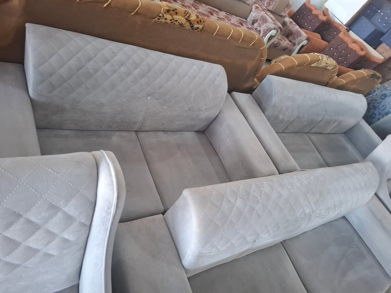 تخم باله تركي  نظيف جدا جدا 10نفر اسفنج ضغط طبي بولستر  نضيف باله تركي
الحمزه الغربي ***********
