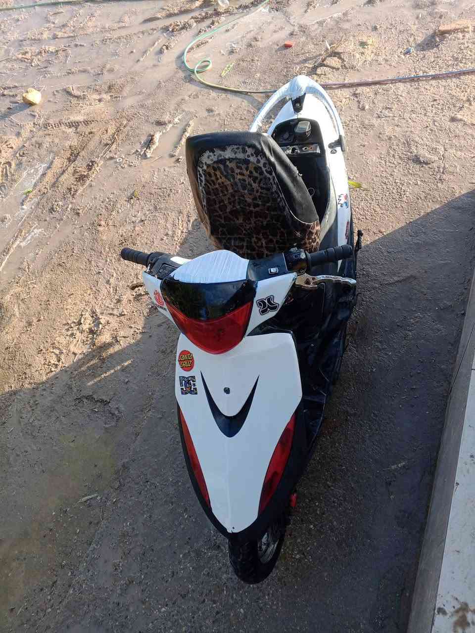 السلام عليكم
دراجه ماكس للبيع 
دراجه شلعه ومعدل 
بيه تزويد خفيف نواعم 
مستعجل على بيعته السعر 
450وبيه مجال قليل 
العنوان ديوانيه قضاء عفك


**إذا كنت صاحب هذا الإعلان وتريد حذفه لأي سبب، رجاءا أرسل رسالة إلى الدعم الفني**