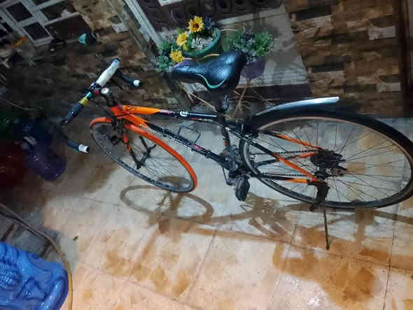 السلام عليكم
بايسكل c700 رياضي للبيع 
بايسكل كامل اي نقص ما بي عكرب ياباني اصلي 
بريكات شغالات 
العنوان العبيدي الشهداء الثانيه 
السعر 100 وبي مجال 
***********واتساب وموجود عل صفحه
