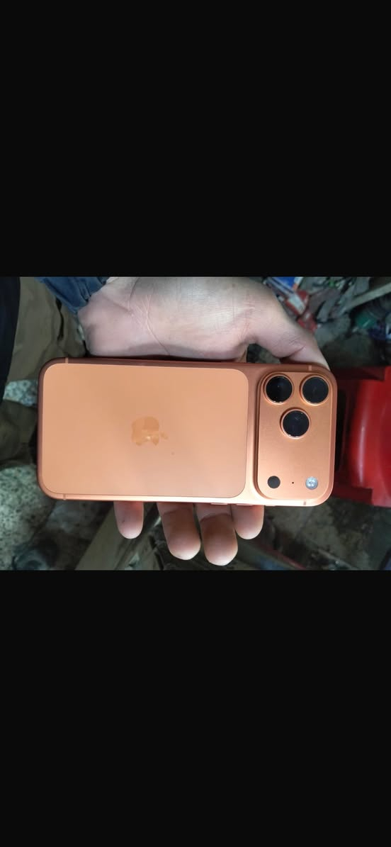 اسلام وعليكم ايفون 17 برو ماكس الجهاز ماستر وعراضة كاملة وجديد بعدة بل ضمان ابو الشريحة سيمكارت سعرة مليون 850 مكاني بغداد شارع  حيفة *********** بس واتساب
