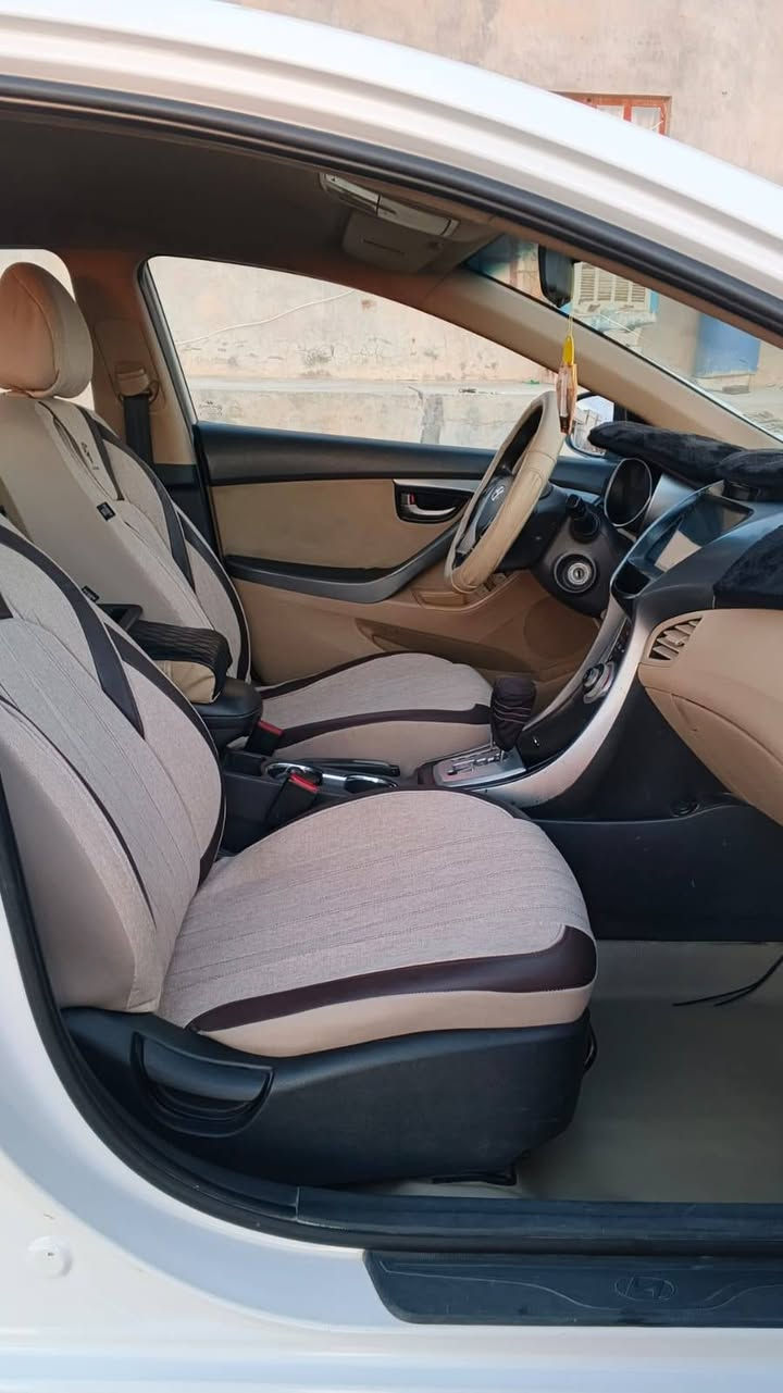 السلام عليكم
النترا للبيع موديل ٢٠١٢ محرك ١٨ خليجي سيارة حلوة وباسمي شرط التحويل بيها بارد قليل بالبونيد والجاملغ الخلفي
مكان السيارة (الشركاط_القصبة)
للأتصال ***********
