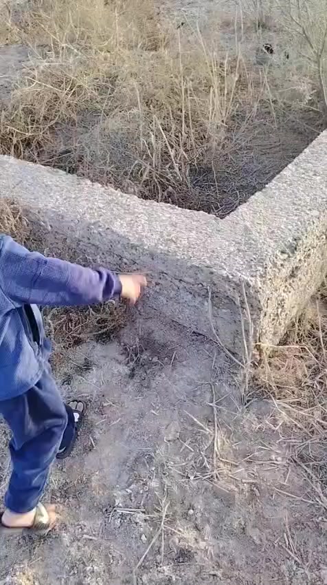 ارض زراعي200متر في الحميديه شارع الطاقه يم ساده طواي او تريد من عدها 100متر ماكو مانع سعر 15وبيها مجال الشراي اخوان انا مكلف بل نشر ***********
