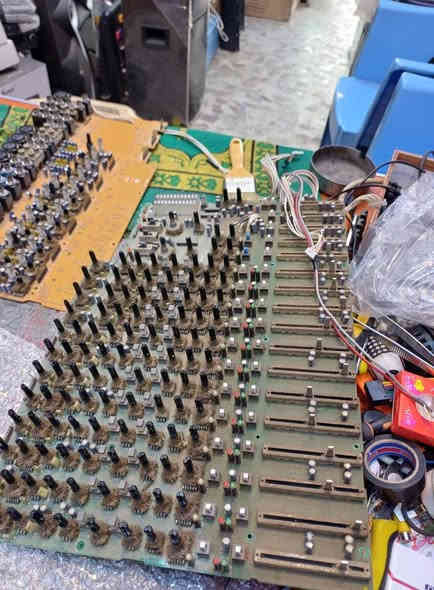 صيانة مكسر صوت پور ياماها أصلي 
الصور قبل وبعد الصيانة  . 
ورشة حسين الفنية....  النجف الأشرف 
ملحق شارع الروان ***********
