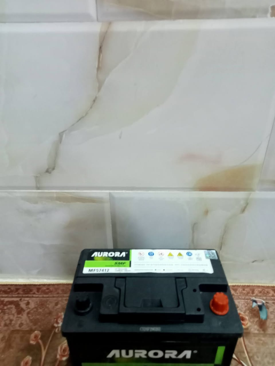 بطاريه للبيع حجم 74 امبير سعر ب 30 الف ولقديم عنواني بغداد جميله رقمي *********** شرط ضمان اطيك بي ملاحظه ابيعلك مستخدم مستخدم
