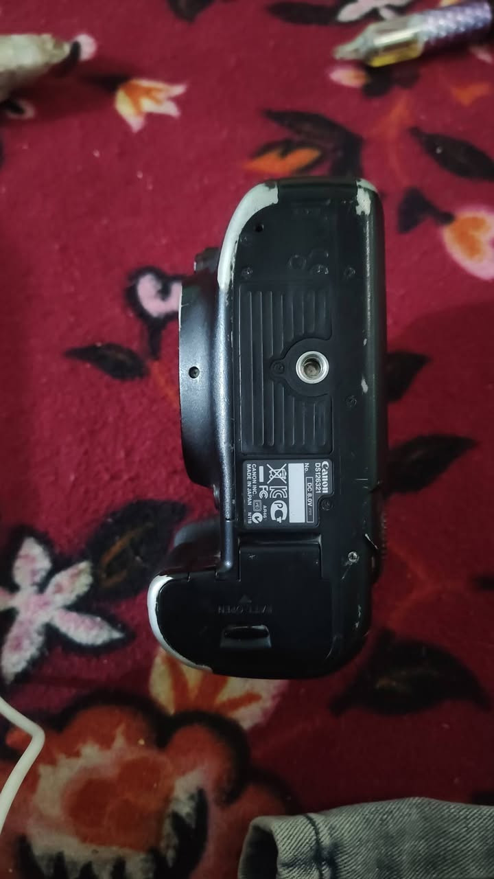 بدي كانون فايف دي مارك 3 للبيع
مكفول من كلشي والنظافة كدامك 

تجي ويا بطريات 2 ورام 32 وشاحنه

وجنطه مال بدي  السعر 650 وبيه مجال للشراي 

العنوان بابل _ الحمزه الغربي 

للاستفسار مراسله الصفحة او الاتصال على رقم ***********

