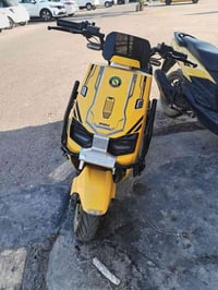 دراجه شحن للبيع 700الف وبيها مجال  الرقم 07760228068 شارع حيفا الكرخية...