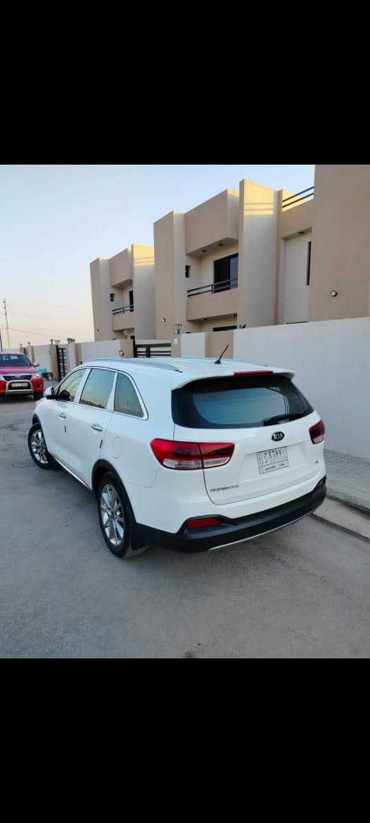 السلام عليكم سياره نوع سورنتو موديل 2018خليجي فول مواصفات واحد عله واحد ماعدا البانوراما بصمه شاشه كامره حساسات تحكم ستيرن جهتين خمسه ويل كب شاير مري تحكم مري مري شفط كشنات كهرباي جلد تدفاه تبريد مكينه حجم،6سلندر 7راكب 3قطع تبريد مكفوله من ضربه بيهه نص جاملغ امامي صبغ كير مكينه حداديه تخم تاير تبريد مكفوله العنوان كربلاء 
ماشيه 100ألف كيلو حقيقي السعر 220 وبيهه مجال رقم بغداد الدولي بأسمي للأستفسار ***********
