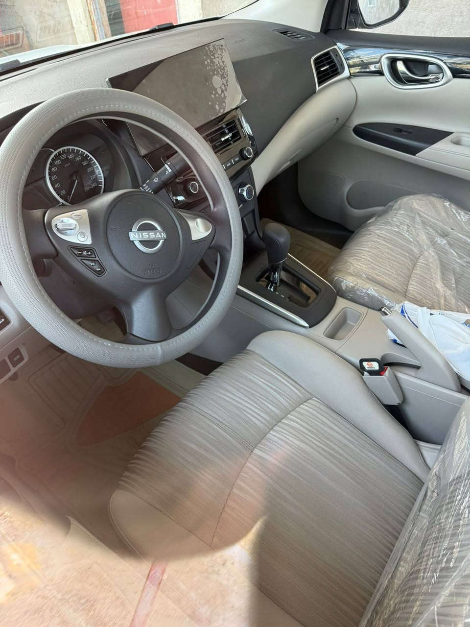 السلام عليكم نيسان سنترا هندي مديل 2025زيرو زيرو ماشيه 600 فول مواصفات رقم اربيل بسم شركة لؤلؤه الاعتماد السعر 140 وبيها مجال الاستفسار الاتصال ع الرقم *********** ابو كرار
